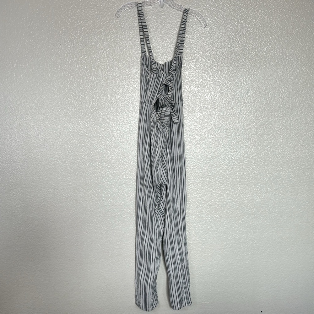 Amuse Society White & Gray Stripped Tie-Back Jumpsuit - Picture 5 of 5